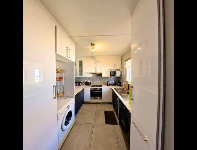 3 BEDROOM APARTMENT FOR SALE IN NOORDWYK